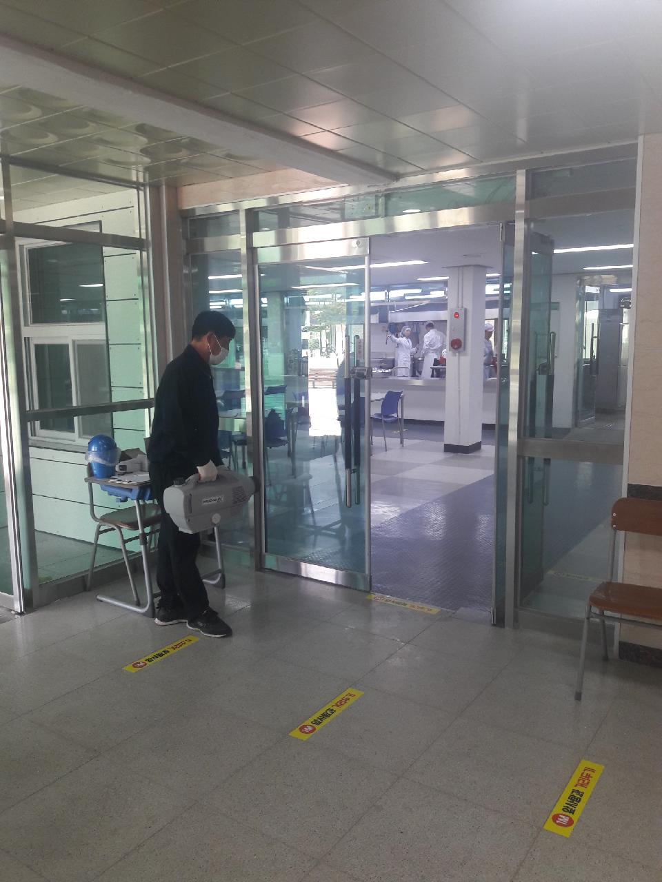 급식소출입구2