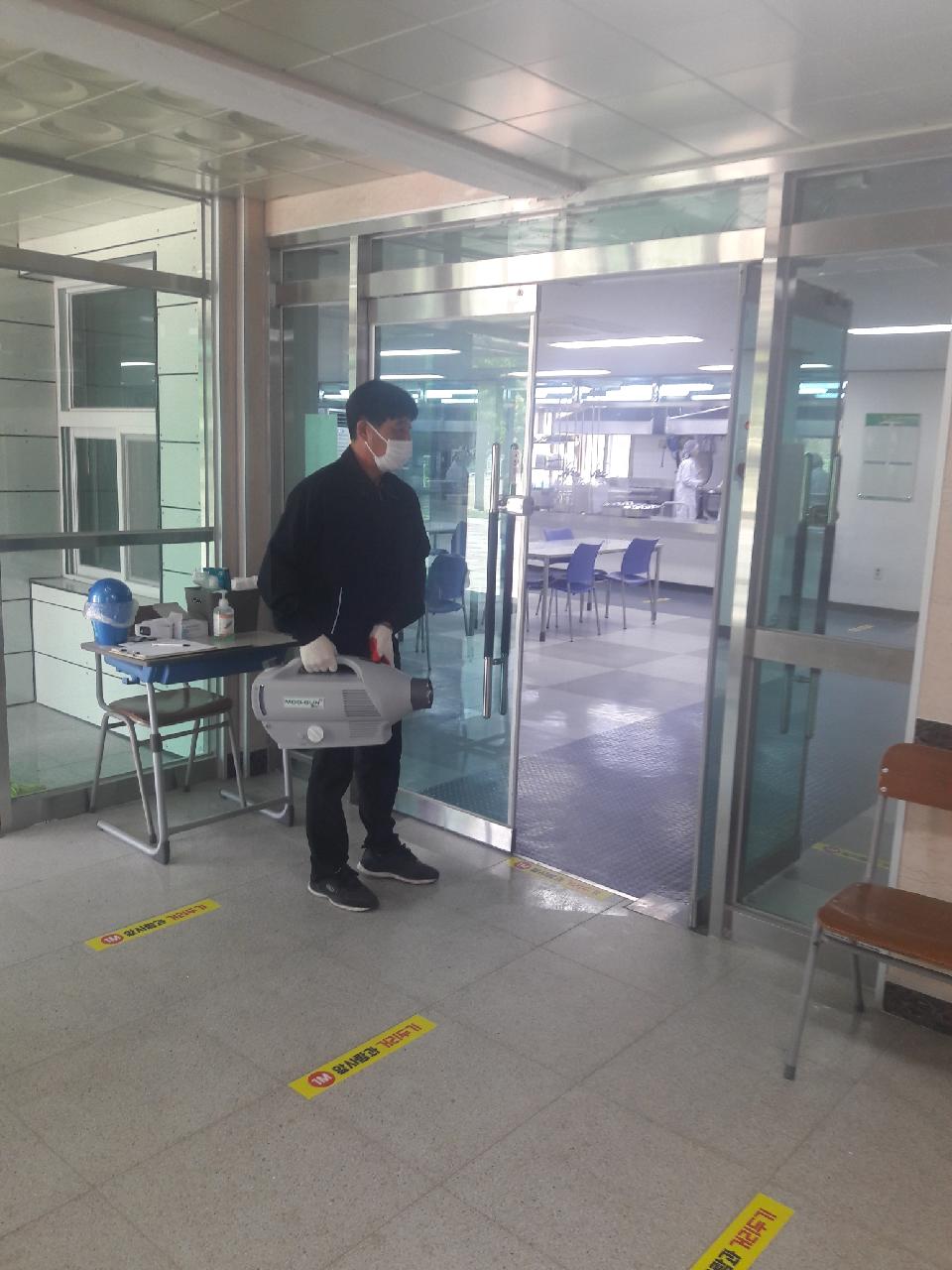 급식소출입구1